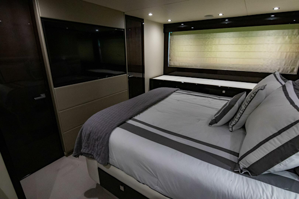 Sunseeker-Manhattan 66 2018-O LEGASEA Nassau-Bahamas-4952532