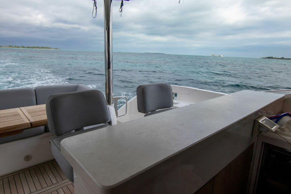 Sunseeker-Manhattan 66 2018-O LEGASEA Nassau-Bahamas-4952554