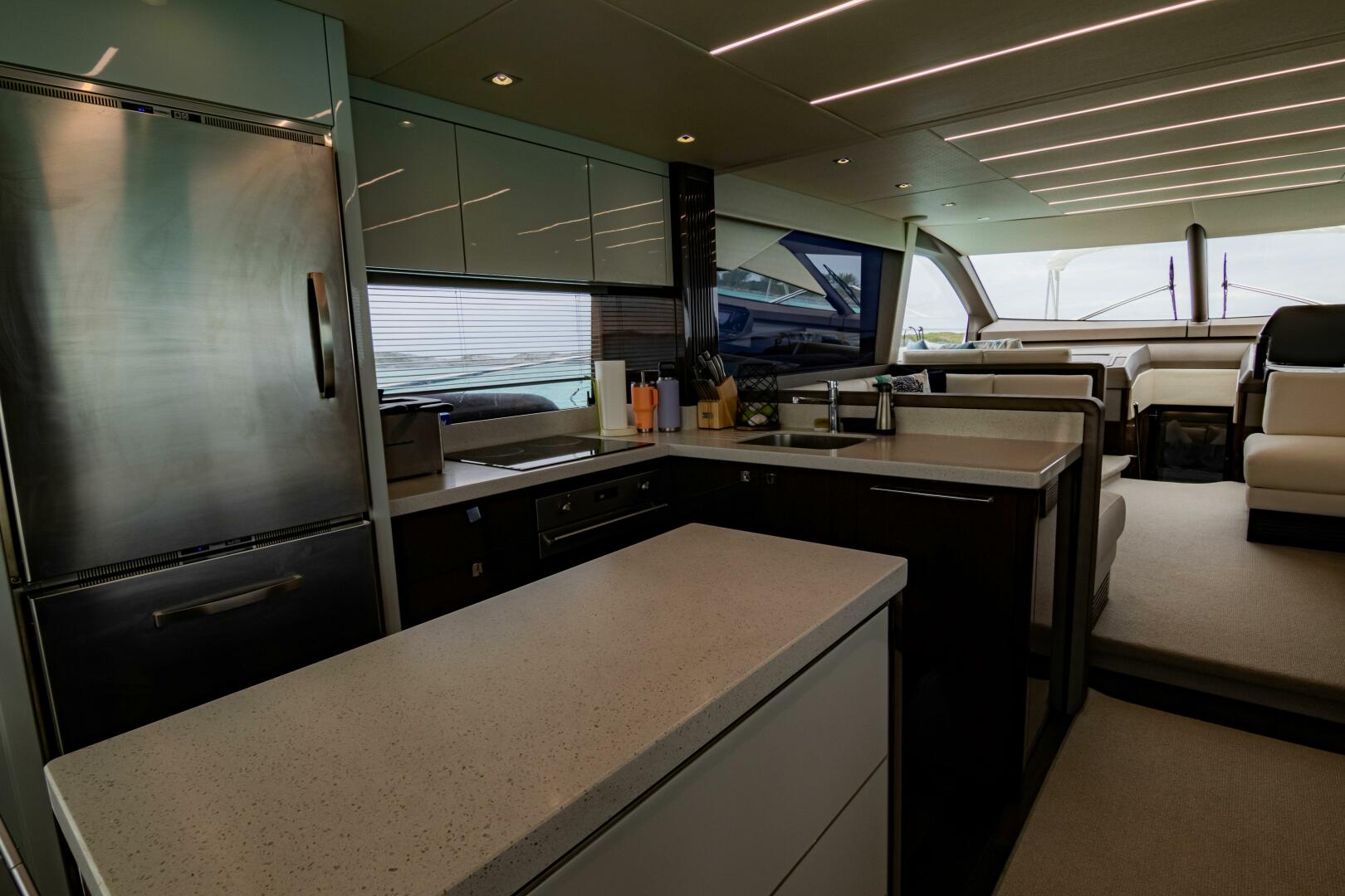 Sunseeker-Manhattan 66 2018-O LEGASEA Nassau-Bahamas-4952543 | Thumbnail