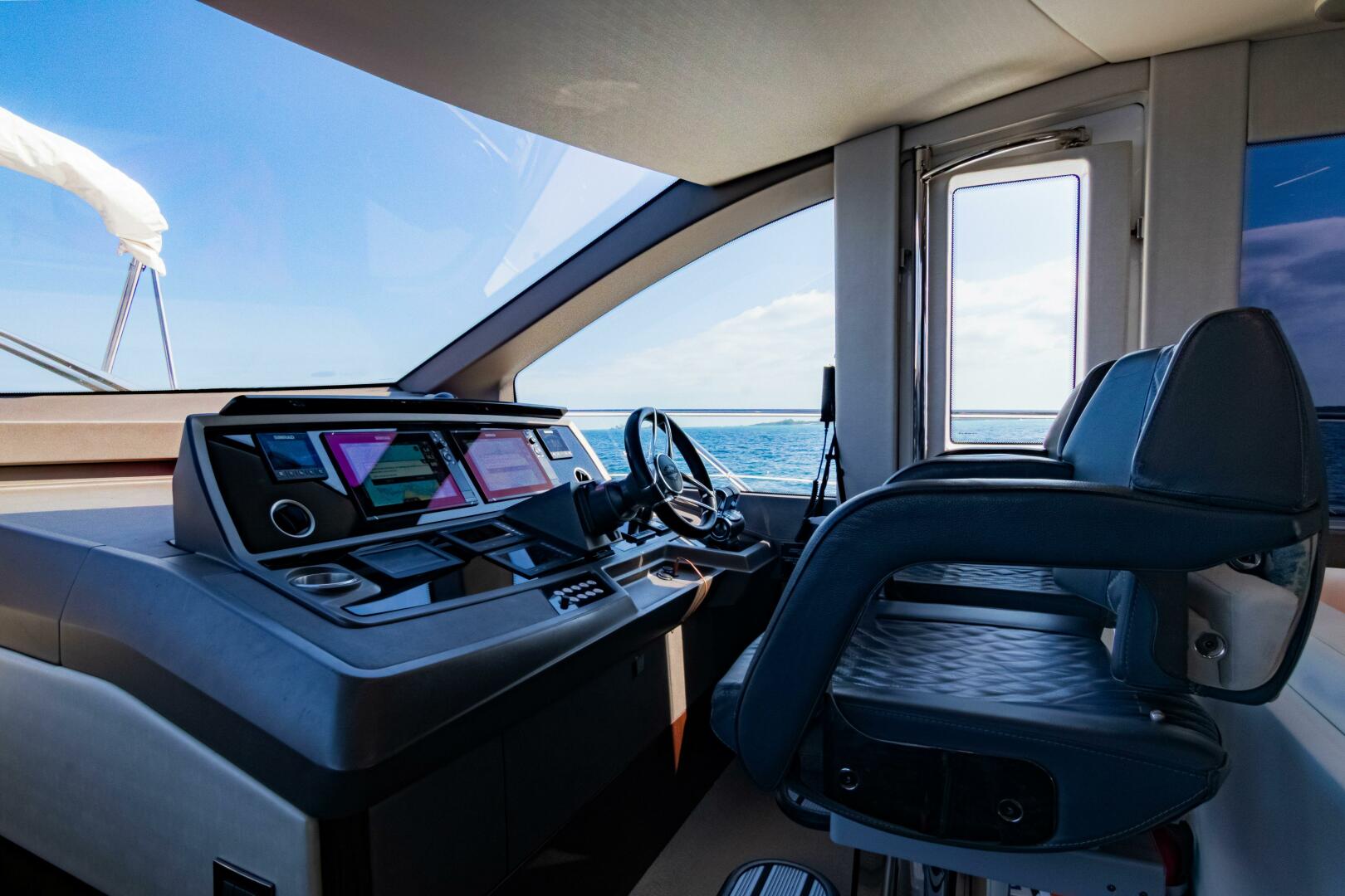 Sunseeker-Manhattan 66 2018-O LEGASEA Nassau-Bahamas-4952527 | Thumbnail