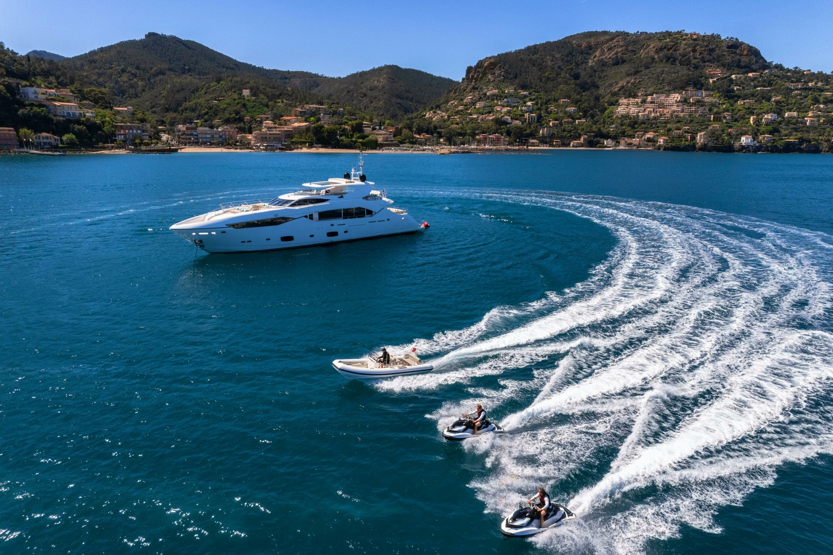 Sunseeker-Sunseeker 115 Sport Yacht 2014-LADY VOLANTIS Port Gallice-France-6059073 | Thumbnail
