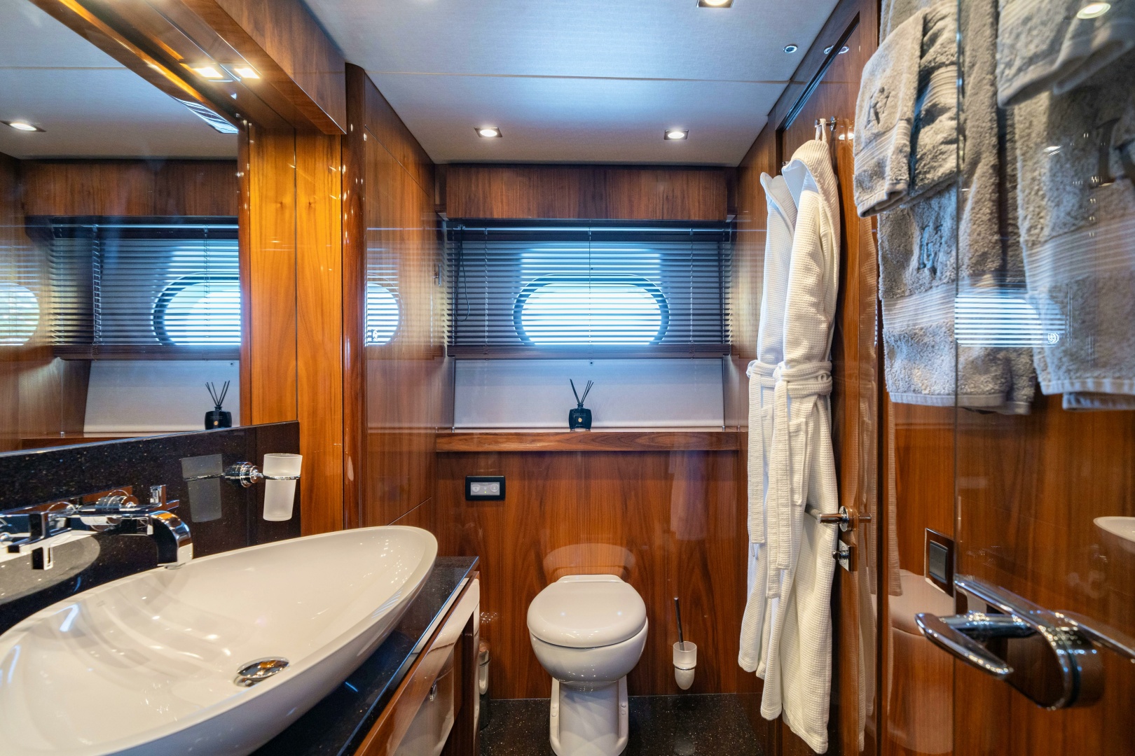 Sunseeker-Sunseeker 115 Sport Yacht 2014-LADY VOLANTIS Port Gallice-France-6059066 | Thumbnail