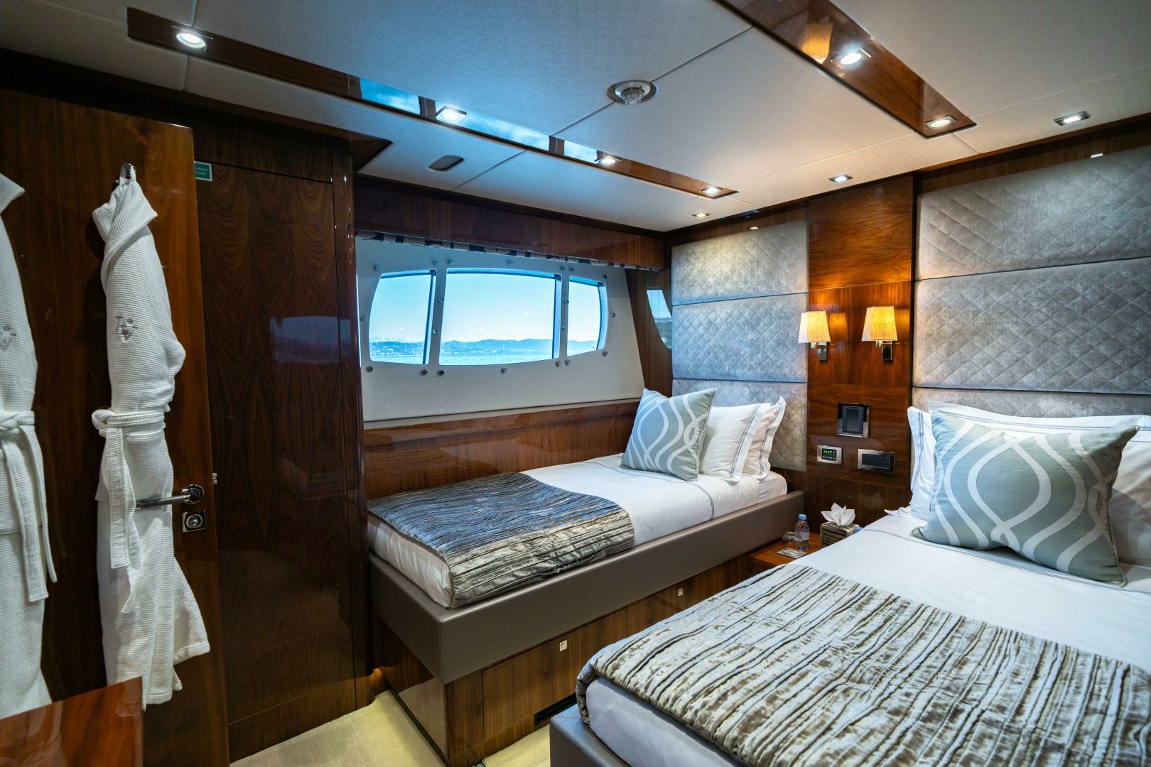 Sunseeker-Sunseeker 115 Sport Yacht 2014-LADY VOLANTIS Port Gallice-France-6059067 | Thumbnail