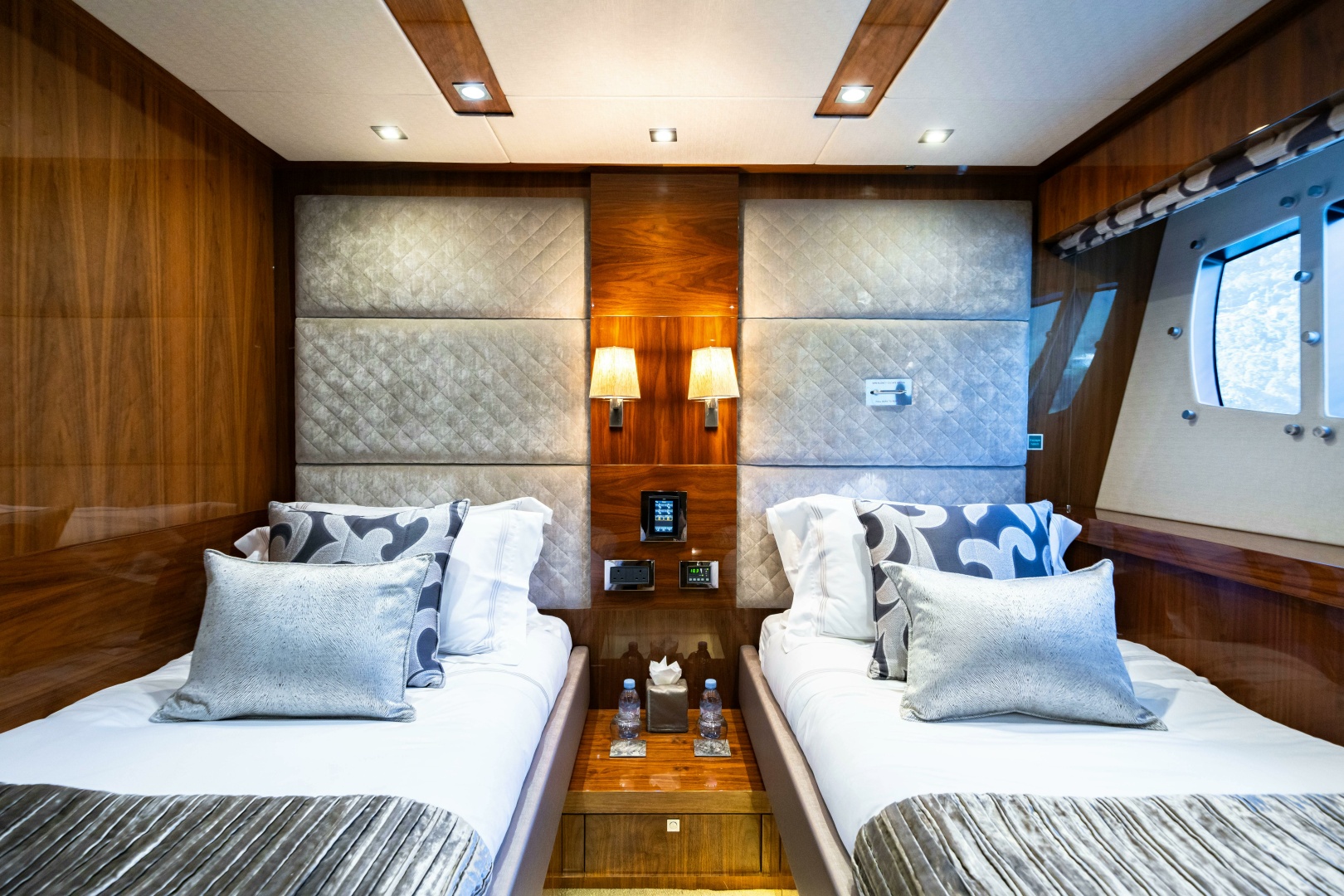 Sunseeker-Sunseeker 115 Sport Yacht 2014-LADY VOLANTIS Port Gallice-France-6059069 | Thumbnail