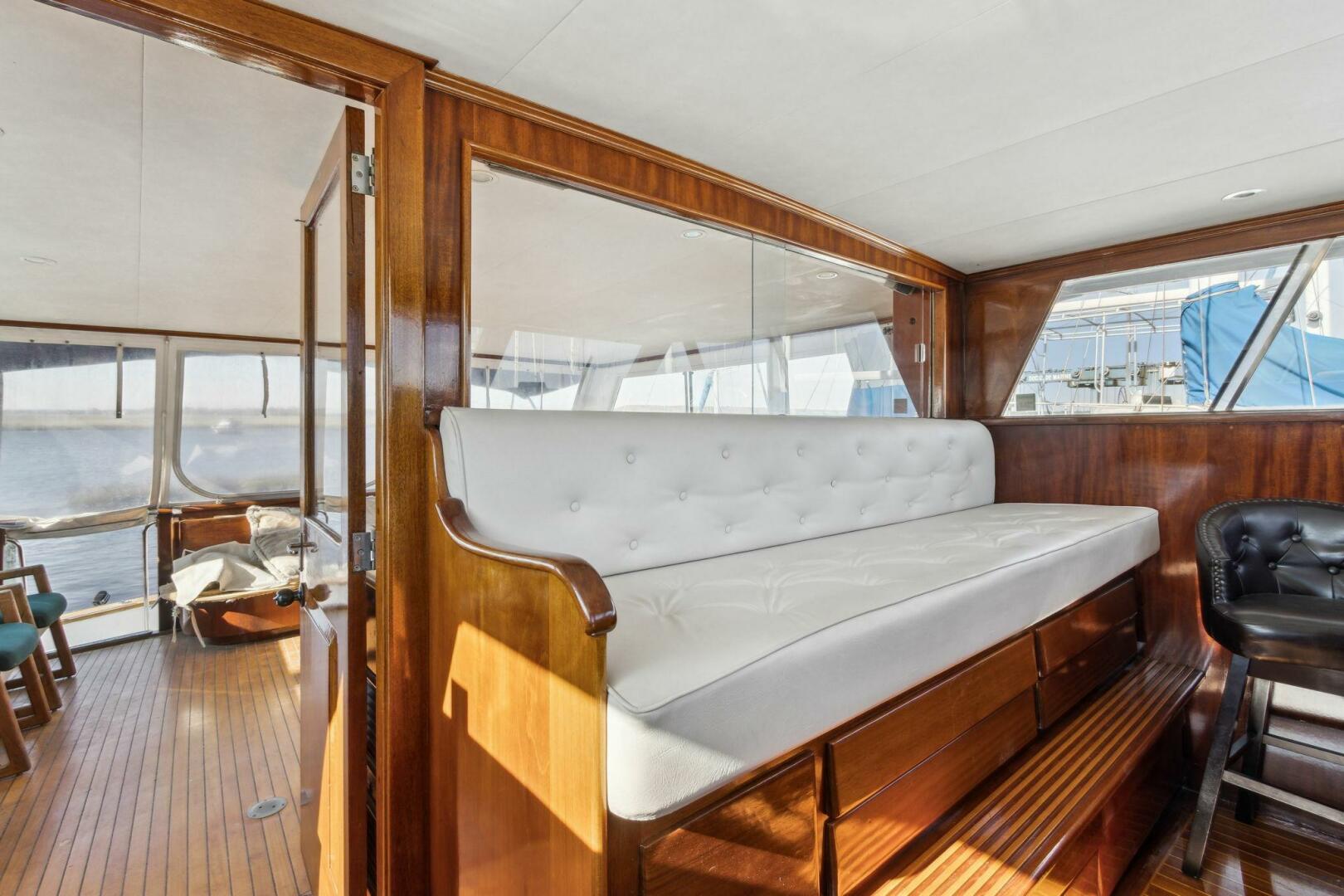 Burger-63 PH 1963-FIRST LADY St Marys-Georgia-United States-5050821 | Thumbnail