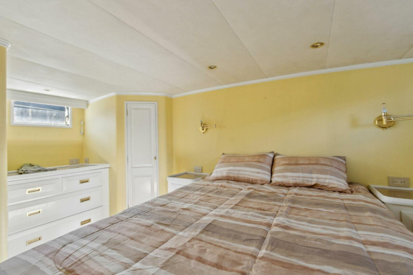 Burger-63 PH 1963-FIRST LADY St Marys-Georgia-United States-5050834