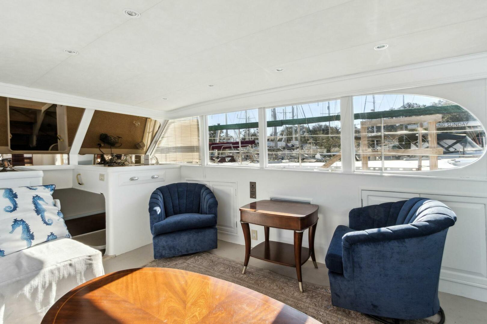 Burger-63 PH 1963-FIRST LADY St Marys-Georgia-United States-5050825 | Thumbnail