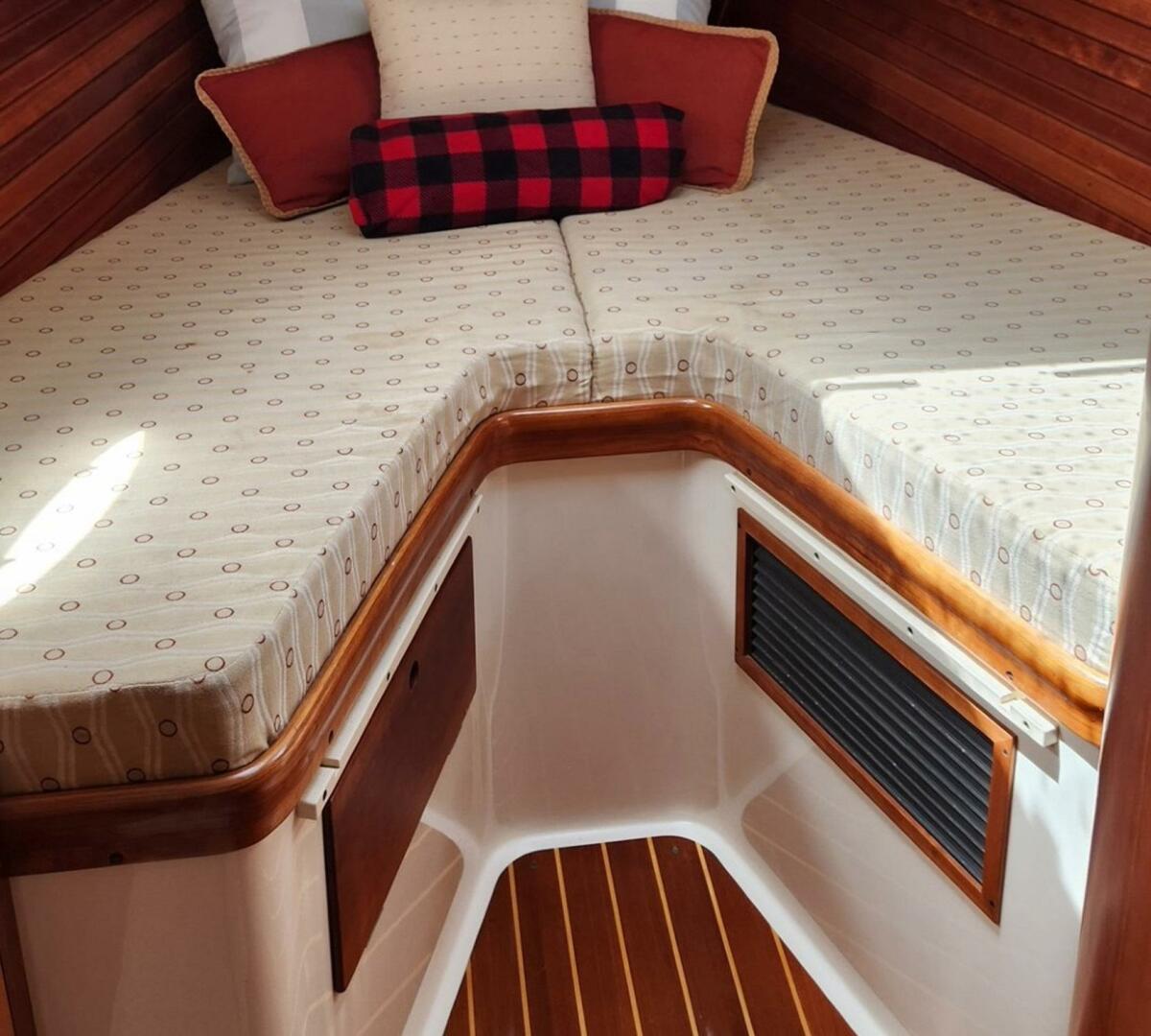 Hinckley-Picnic Boat EP 2003-Legacy II Jensen Beach-Florida-United States-5700869 | Thumbnail