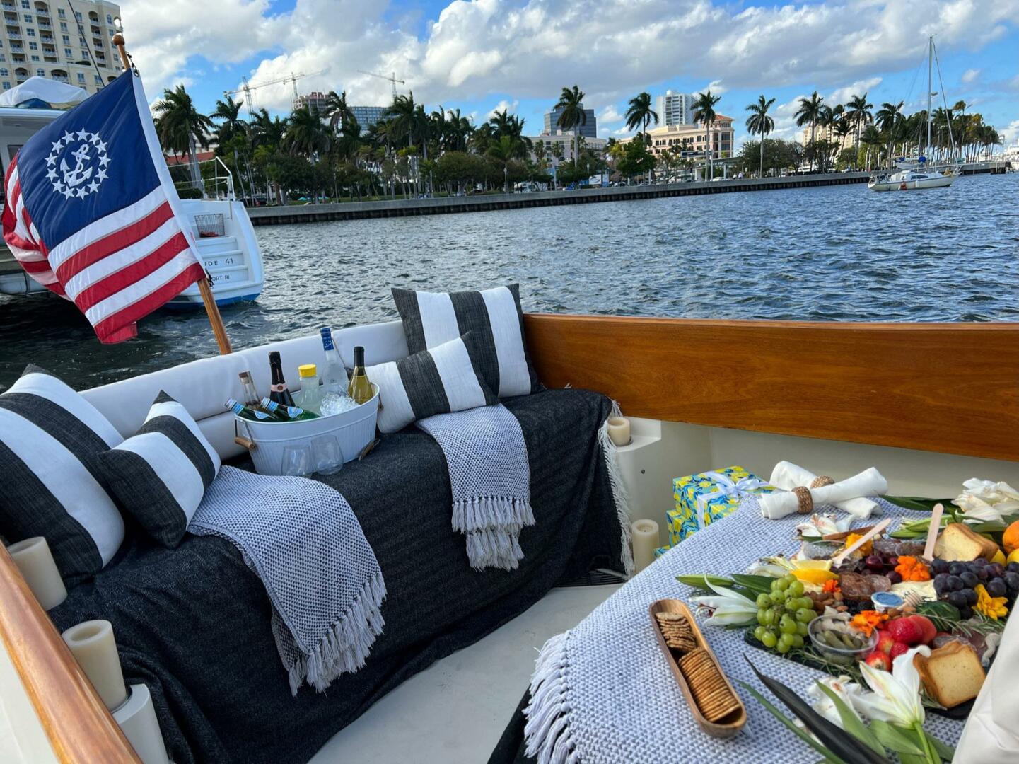 Hinckley-Picnic Boat EP 2003-Legacy II Jensen Beach-Florida-United States-5700873 | Thumbnail