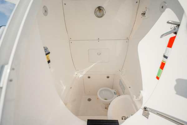 Intrepid-245 Center Console 2011 -Palm Beach Gardens-Florida-United States-4966776