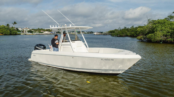 Intrepid-245 Center Console 2011 -Palm Beach Gardens-Florida-United States-4966763