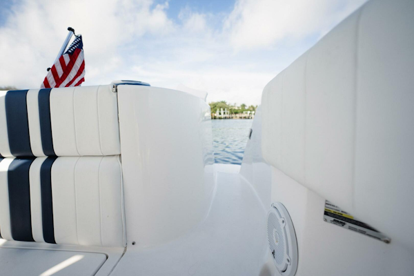 Intrepid-245 Center Console 2011 -Palm Beach Gardens-Florida-United States-4966788