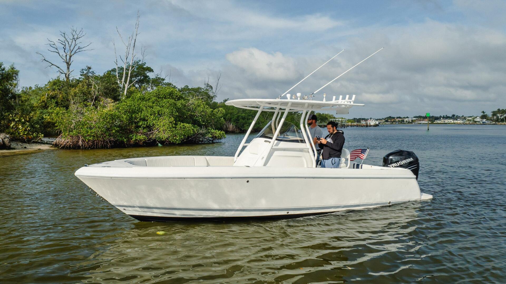 Intrepid-245 Center Console 2011 -Palm Beach Gardens-Florida-United States-4966766 | Thumbnail