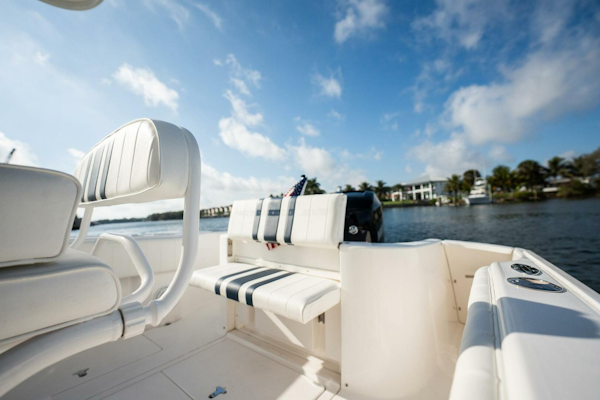 Intrepid-245 Center Console 2011 -Palm Beach Gardens-Florida-United States-4966786