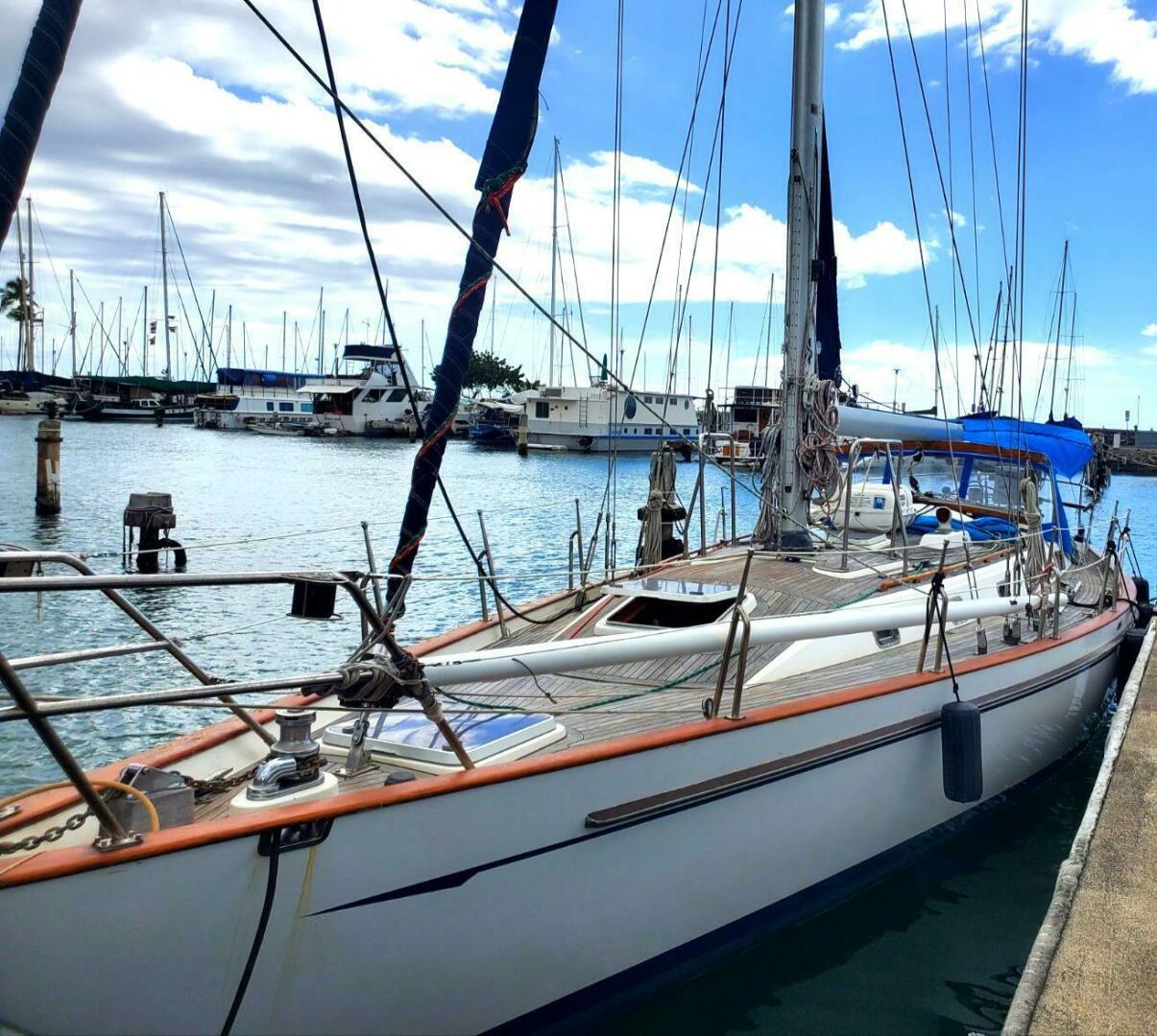 Tayana-52 1997-MOONSHADOW Honolulu-Hawaii-United States-4972198 | Thumbnail