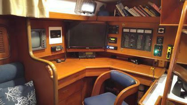 Tayana-48 Center Cockpit 1998-Easy Day Honolulu-Hawaii-United States-4972656