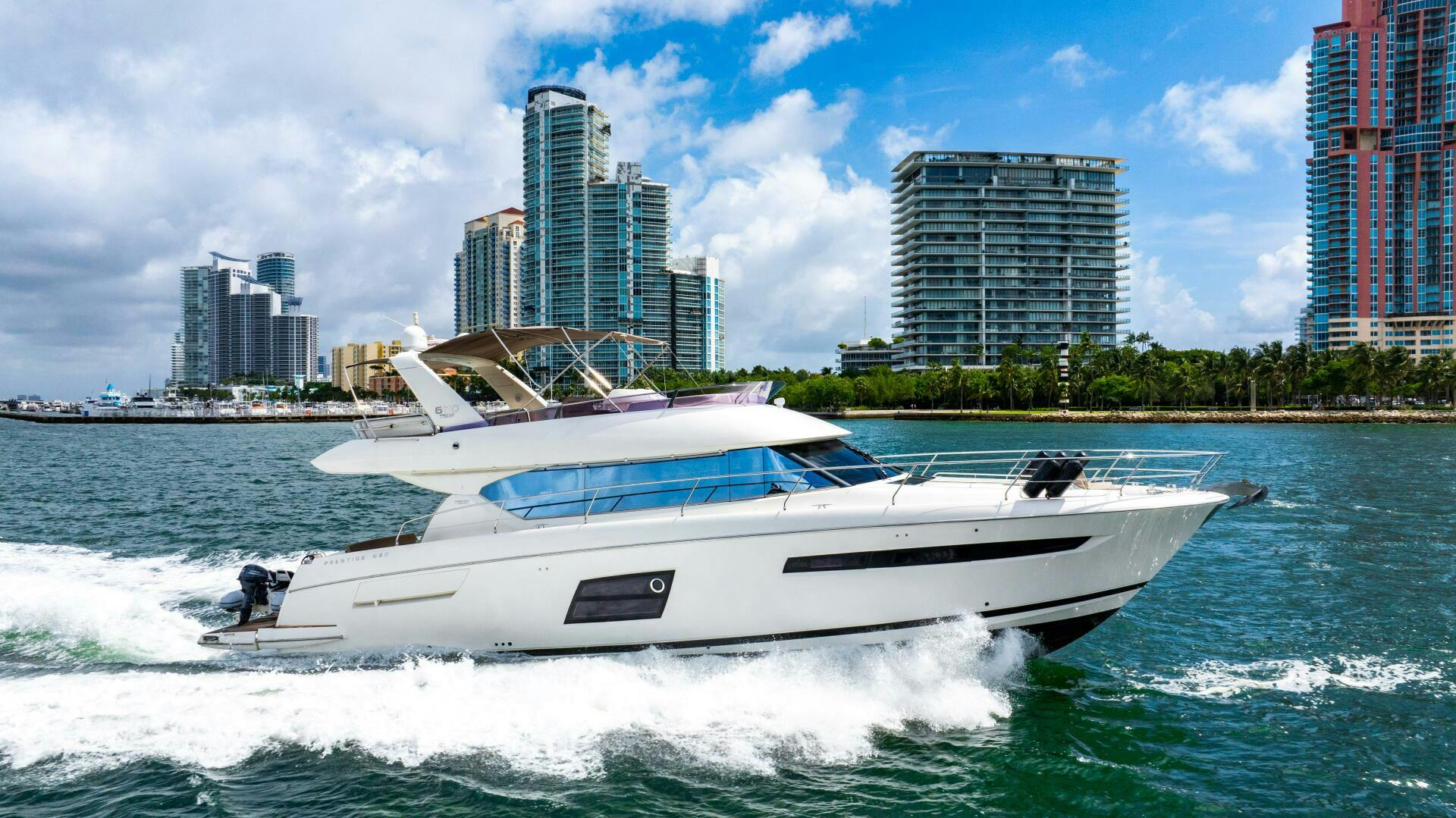 Prestige-620 Fly 2014-Worldwide Miami-Florida-United States-4973762