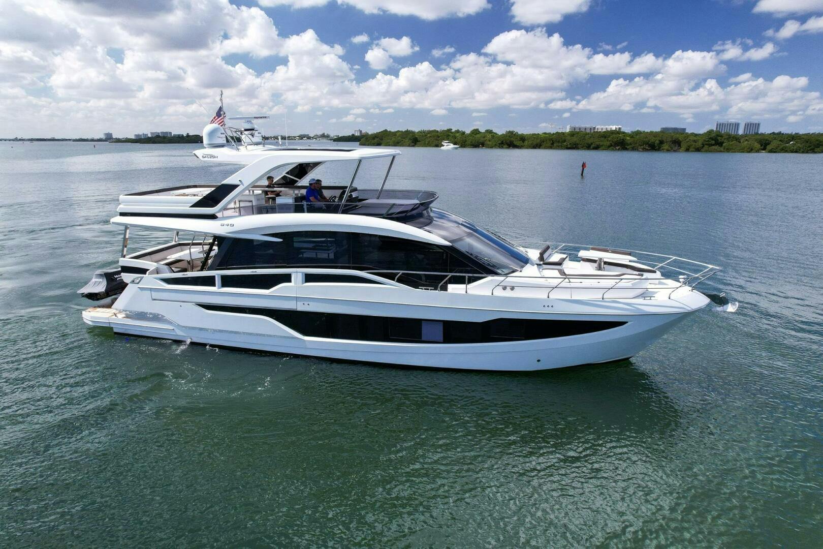 Galeon 2020 -Aventura-Florida-United States-4980528