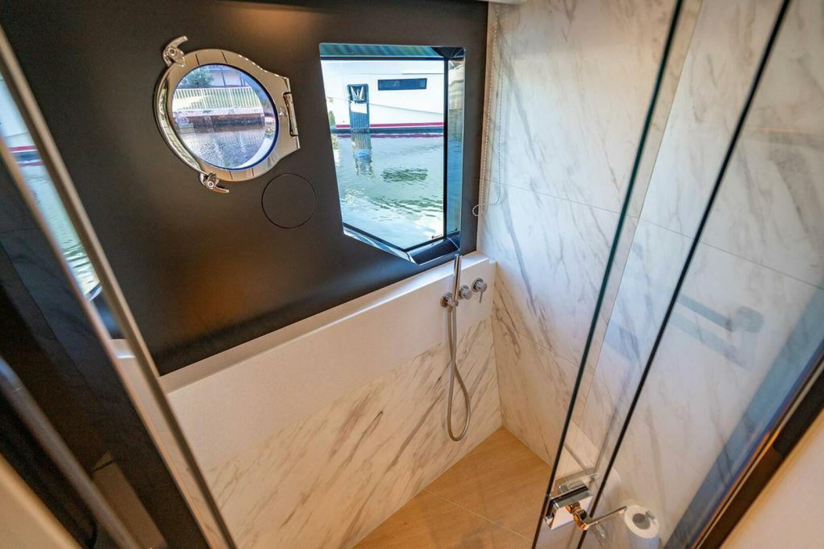 Absolute-64 Navetta 2023-KINGSHIP Aventura-Florida-United States-Absolute 64  Kingship  Master Head-4986156 | Thumbnail