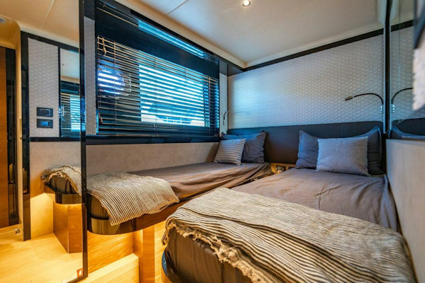 Absolute-64 Navetta 2023-KINGSHIP Aventura-Florida-United States-Absolute 64  Kingship  Stateroom-4986163