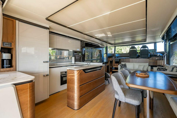 Absolute-64 Navetta 2023-KINGSHIP Aventura-Florida-United States-Absolute 64  Kingship  Salon-4985876