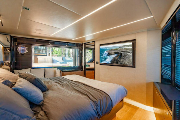Absolute-64 Navetta 2023-KINGSHIP Aventura-Florida-United States-Absolute 64  Kingship  Master Stateroom-4986153