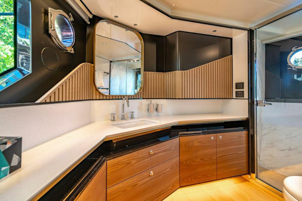 Absolute-64 Navetta 2023-KINGSHIP Aventura-Florida-United States-Absolute 64  Kingship  Master Head-4986155