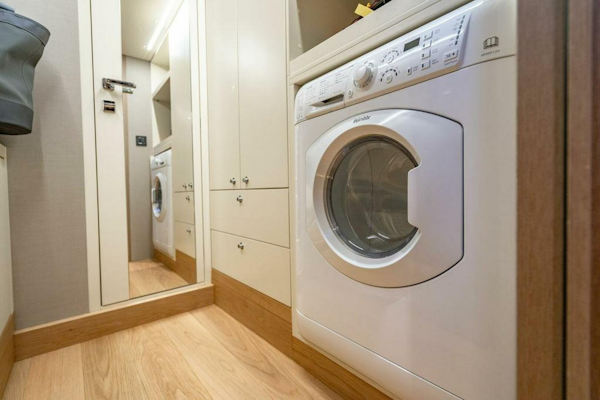 Absolute-64 Navetta 2023-KINGSHIP Aventura-Florida-United States-Absolute 64  Kingship  Laundry-4986173