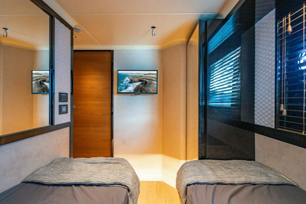Absolute-64 Navetta 2023-KINGSHIP Aventura-Florida-United States-Absolute 64  Kingship  Stateroom-4986165