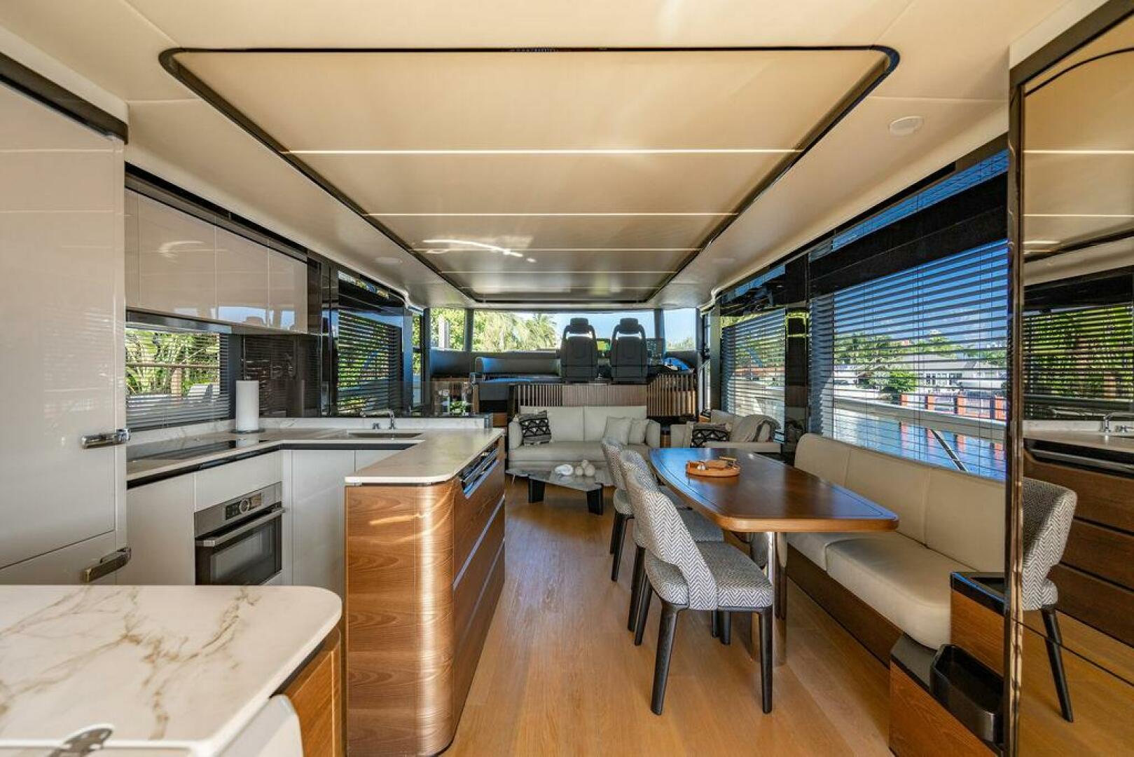 Absolute-64 Navetta 2023-KINGSHIP Aventura-Florida-United States-Absolute 64  Kingship  Salon-4985875 | Thumbnail