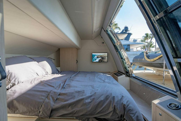 Absolute-64 Navetta 2023-KINGSHIP Aventura-Florida-United States-Absolute 64  Kingship  Stateroom-4986168