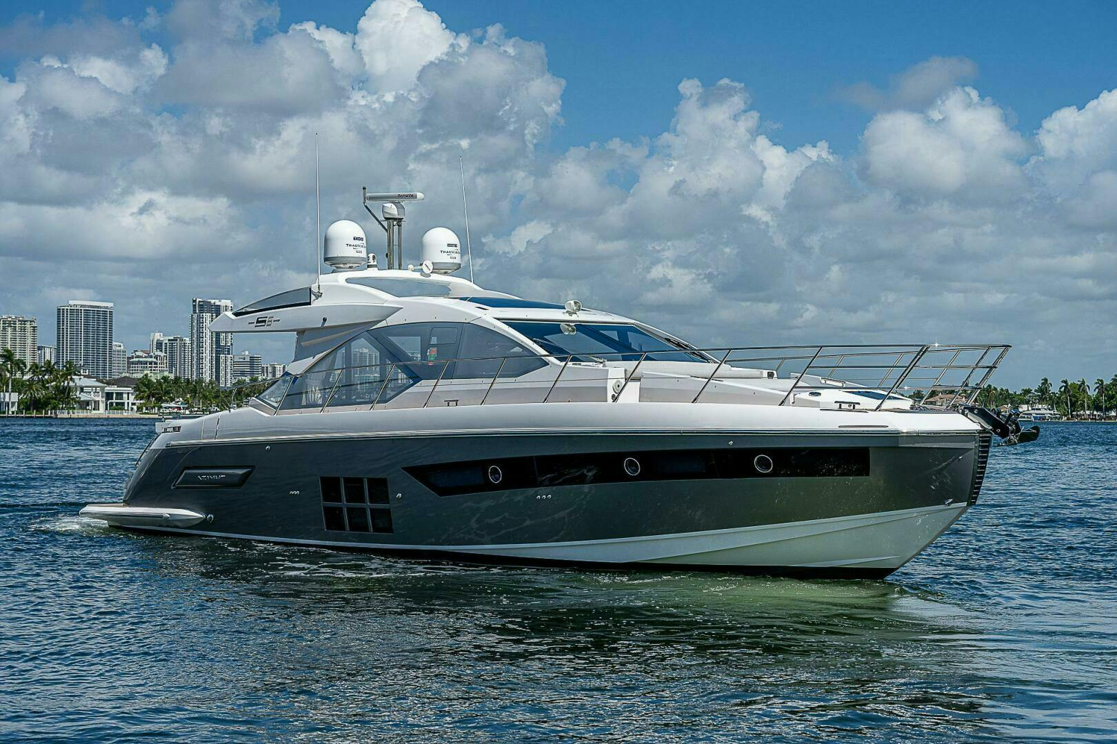 Azimut-S6 2022 -Fort Lauderdale-Florida-United States-4999540