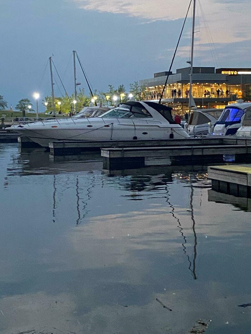 Cruisers Yachts-4270 Express 2002 -Eastlake-Ohio-United States-5002268