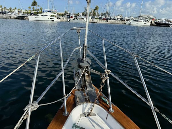 Endeavour-42 1985 -Stock Island-Florida-United States-5024057