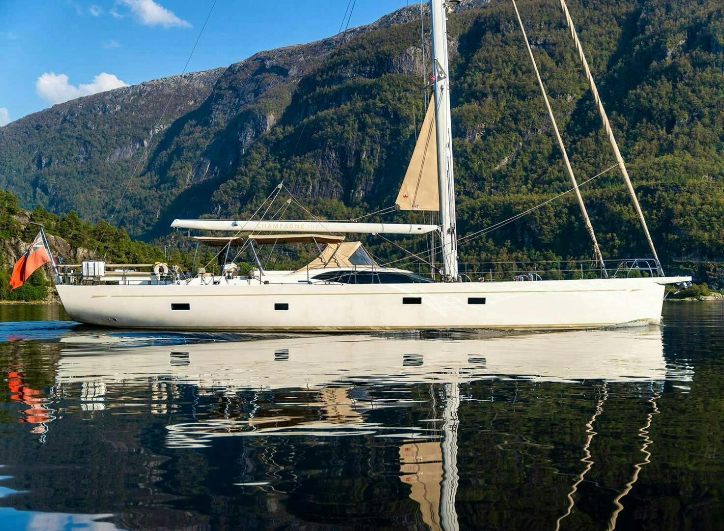 Oyster Yachts-Oyster 825 2014-CHAMPAGNE HIPPY English Harbour-Antigua and Barbuda-5332819