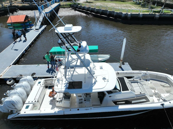 Pursuit-S428 2022-HAPPY HOUR Quepos-Costa Rica-Pursuit 42  Happy Hour  Exterior Profile-5011549
