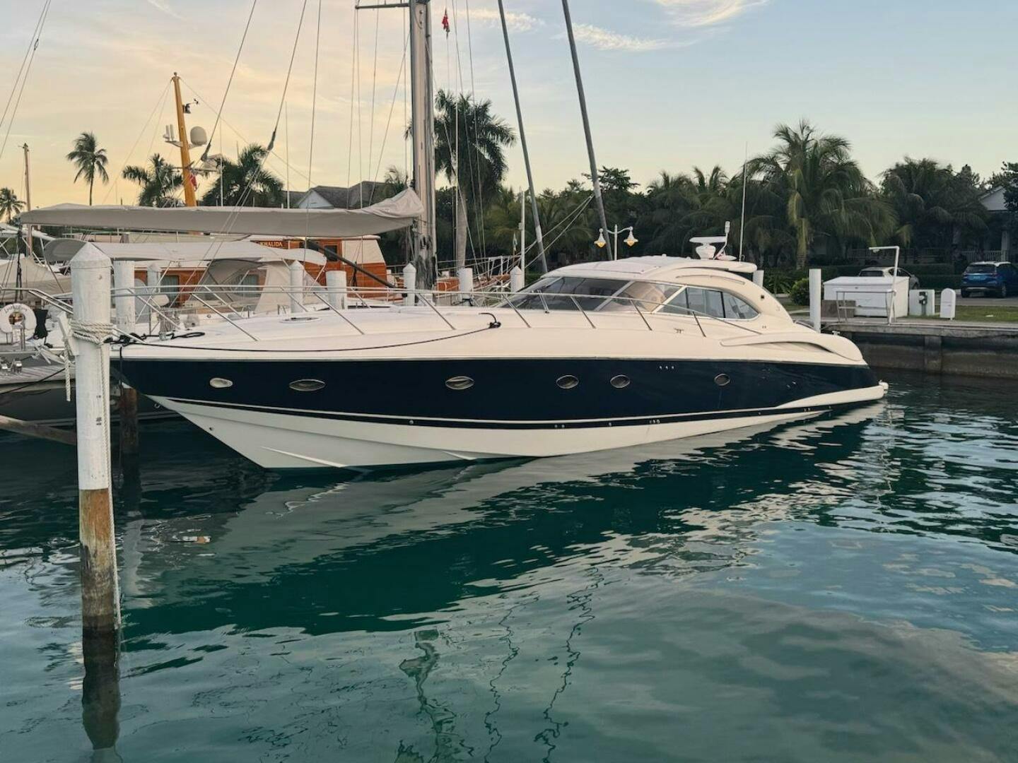 Sunseeker-Predator 60 2000-FLEUR DU CAP A Dania Beach-Florida-United States-5018449