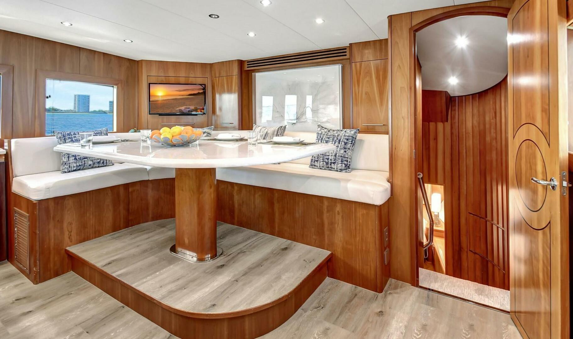 Hatteras 2005-DANIELLE West Palm Beach -Florida-United States-016 Main Deck Galley Dinette-5019809 | Thumbnail