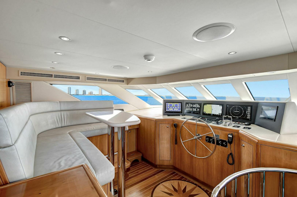 Hatteras 2005-DANIELLE West Palm Beach -Florida-United States-018 Main Deck Pilothouse -5019811