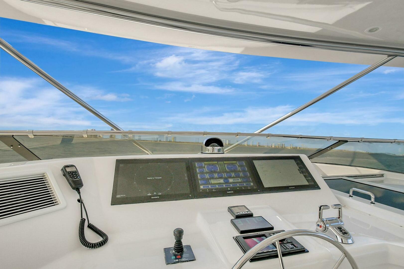 Hatteras 2005-DANIELLE West Palm Beach -Florida-United States-040 Flybridge Helm Electronics-5019833 | Thumbnail