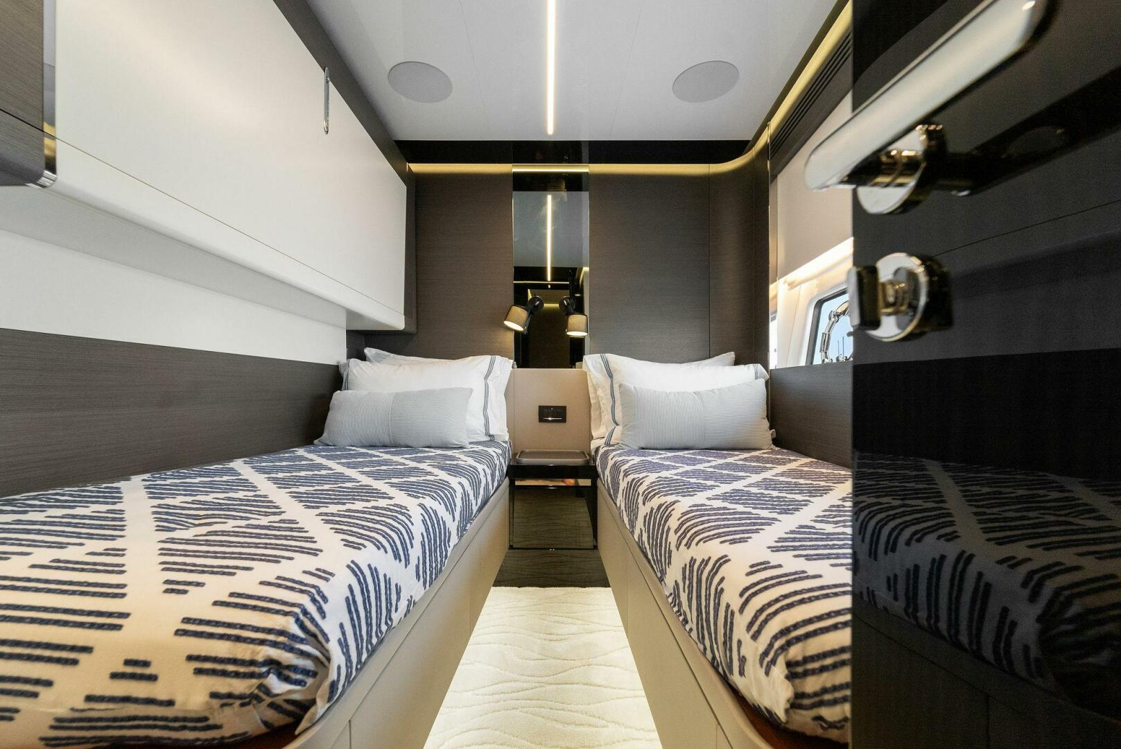 Azimut-S8 2022-Oceans Se7en Palm Beach-Florida-United States-5027154 | Thumbnail