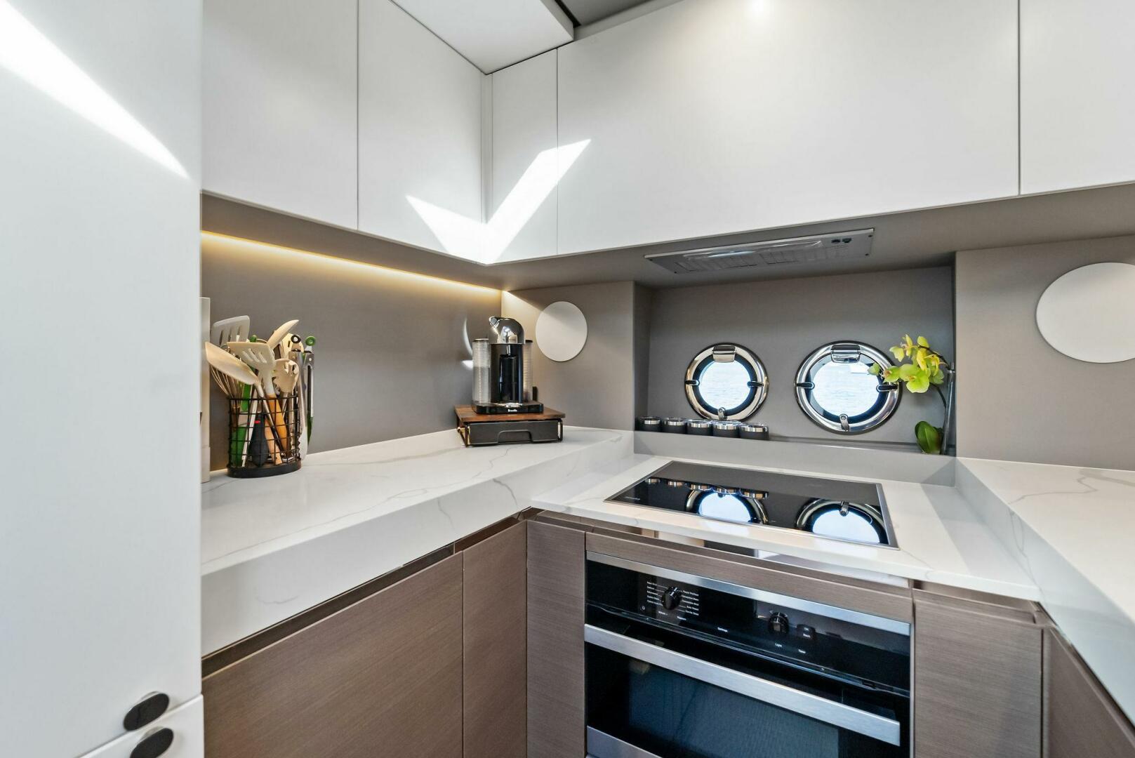 Azimut-S8 2022-Oceans Se7en Palm Beach-Florida-United States-5027135 | Thumbnail