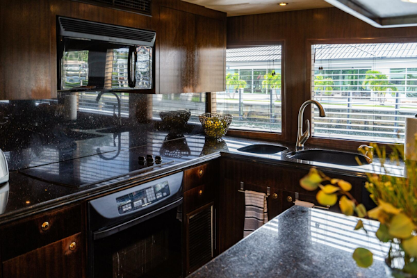 Hatteras-100 Motor Yacht 2001-Sunday Money Pompano Beach-Florida-United States-5405734