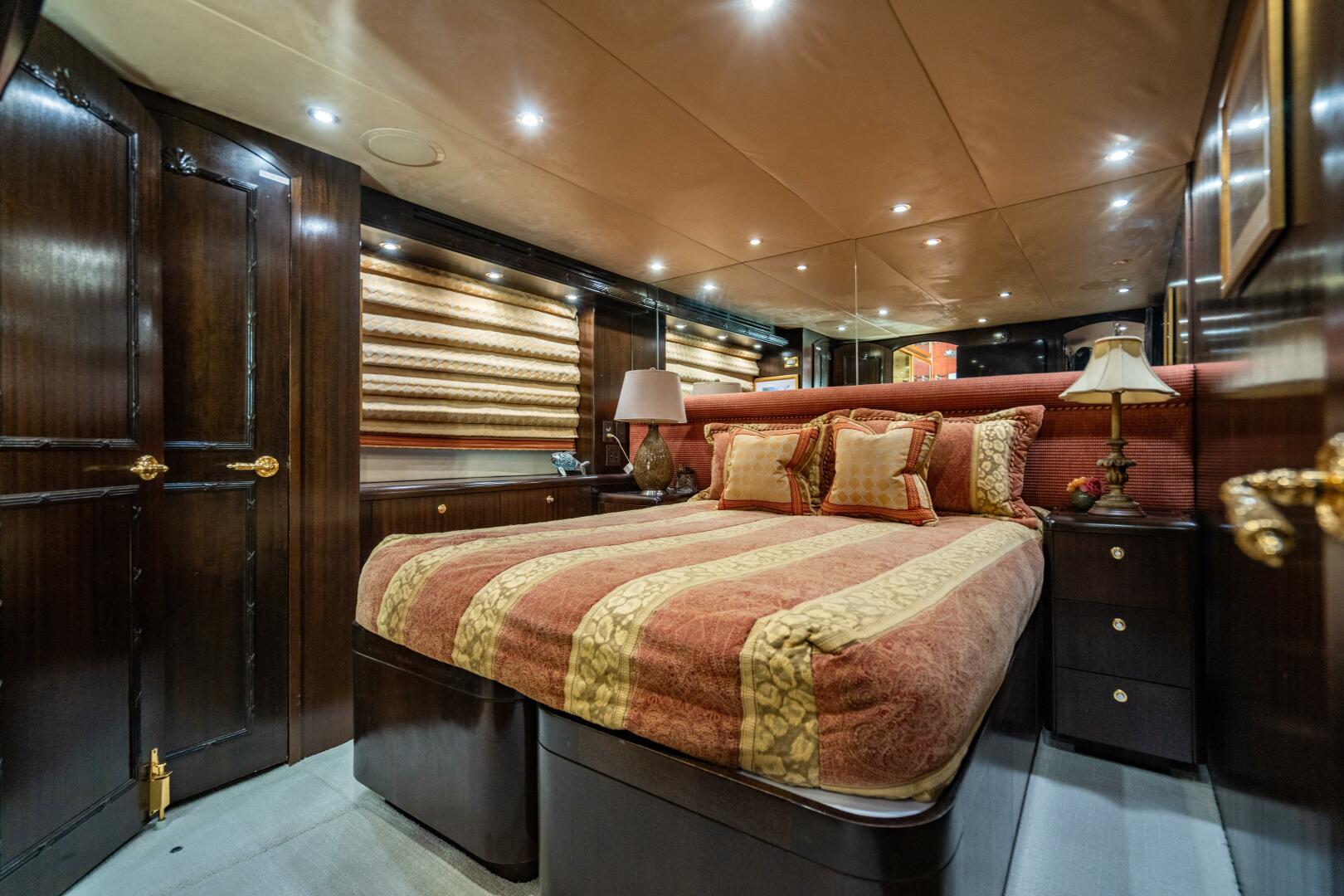 Hatteras-100 Motor Yacht 2001-Sunday Money Pompano Beach-Florida-United States-5405806 | Thumbnail