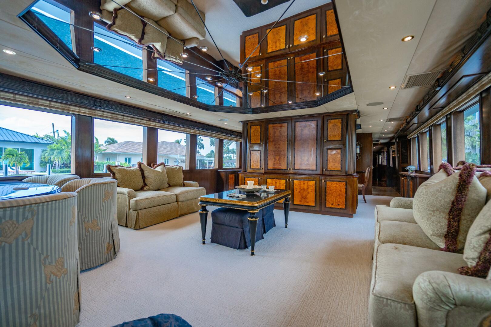 Hatteras-100 Motor Yacht 2001-Sunday Money Pompano Beach-Florida-United States-5405703 | Thumbnail