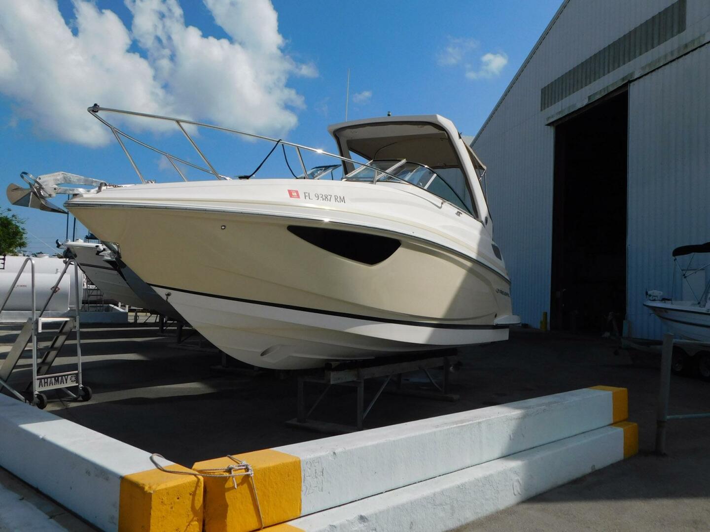 Regal-28 Express 2018-Island Hoppin Melbourne-Florida-United States-5031142 | Thumbnail