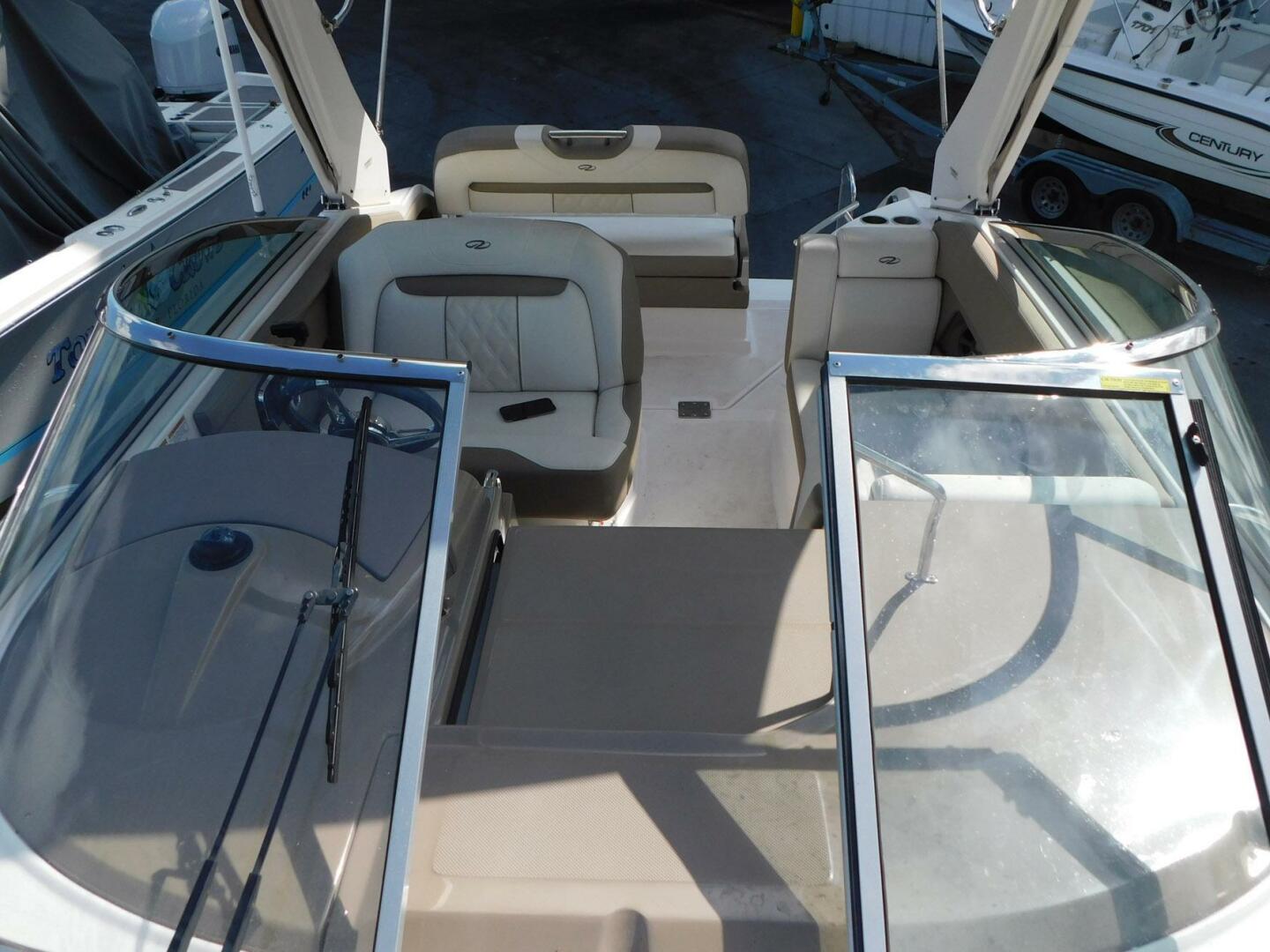 Regal-28 Express 2018-Island Hoppin Melbourne-Florida-United States-5031148 | Thumbnail