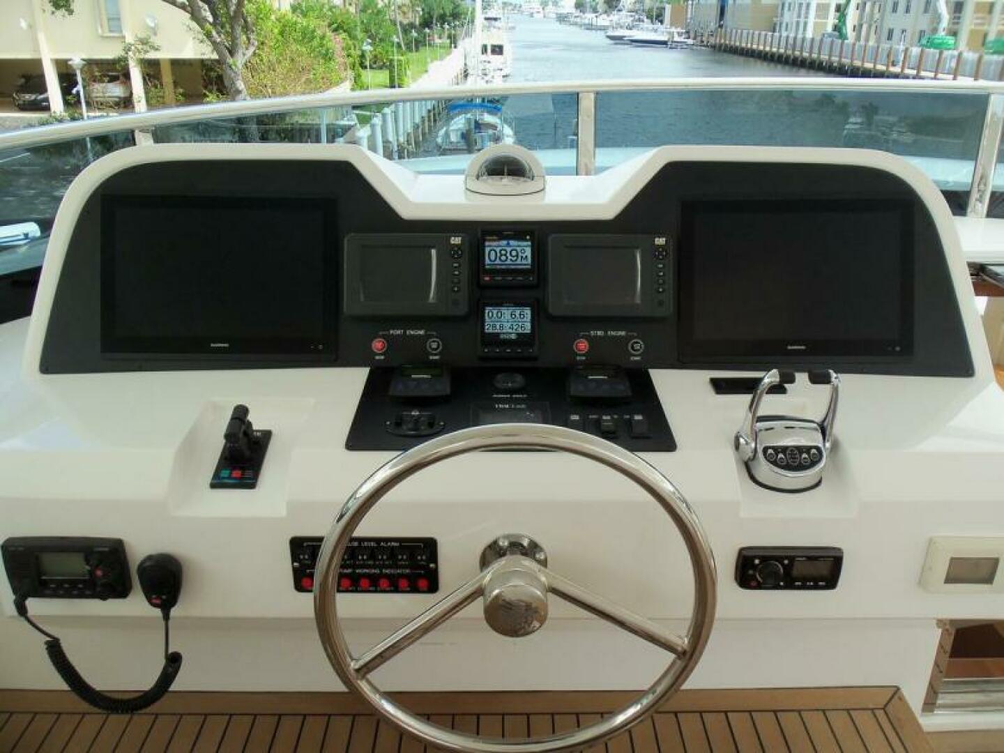 Johnson-Flybridge w/Hydraulic Platform 2027-JOHNSON 93 OPEN FB Kaohsiung-Taiwan-FB Helm-5032693 | Thumbnail