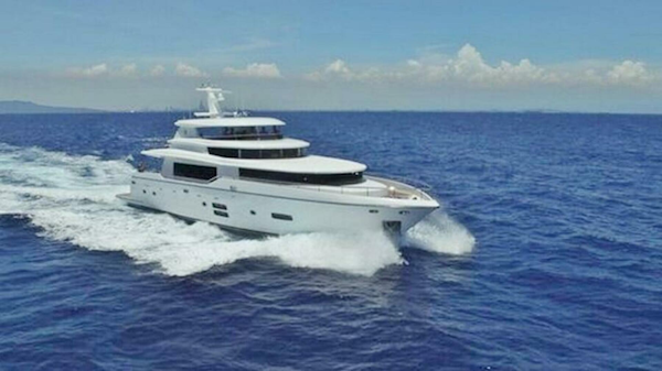 Johnson-Flybridge w/Hydraulic Platform 2027-JOHNSON 93 OPEN FB Kaohsiung-Taiwan-93 Johnson-5032703