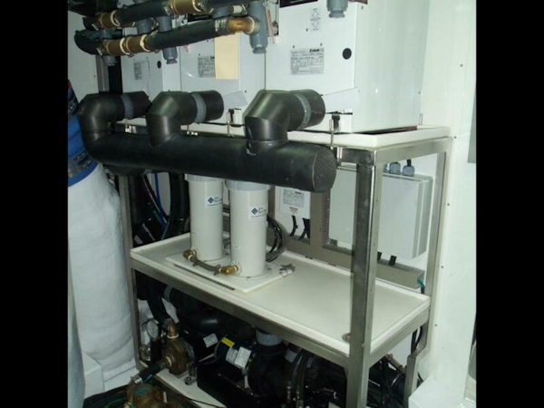Johnson-Flybridge w/Hydraulic Platform 2027-JOHNSON 93 OPEN FB Kaohsiung-Taiwan-Starboard Side Of Equipment-5032699